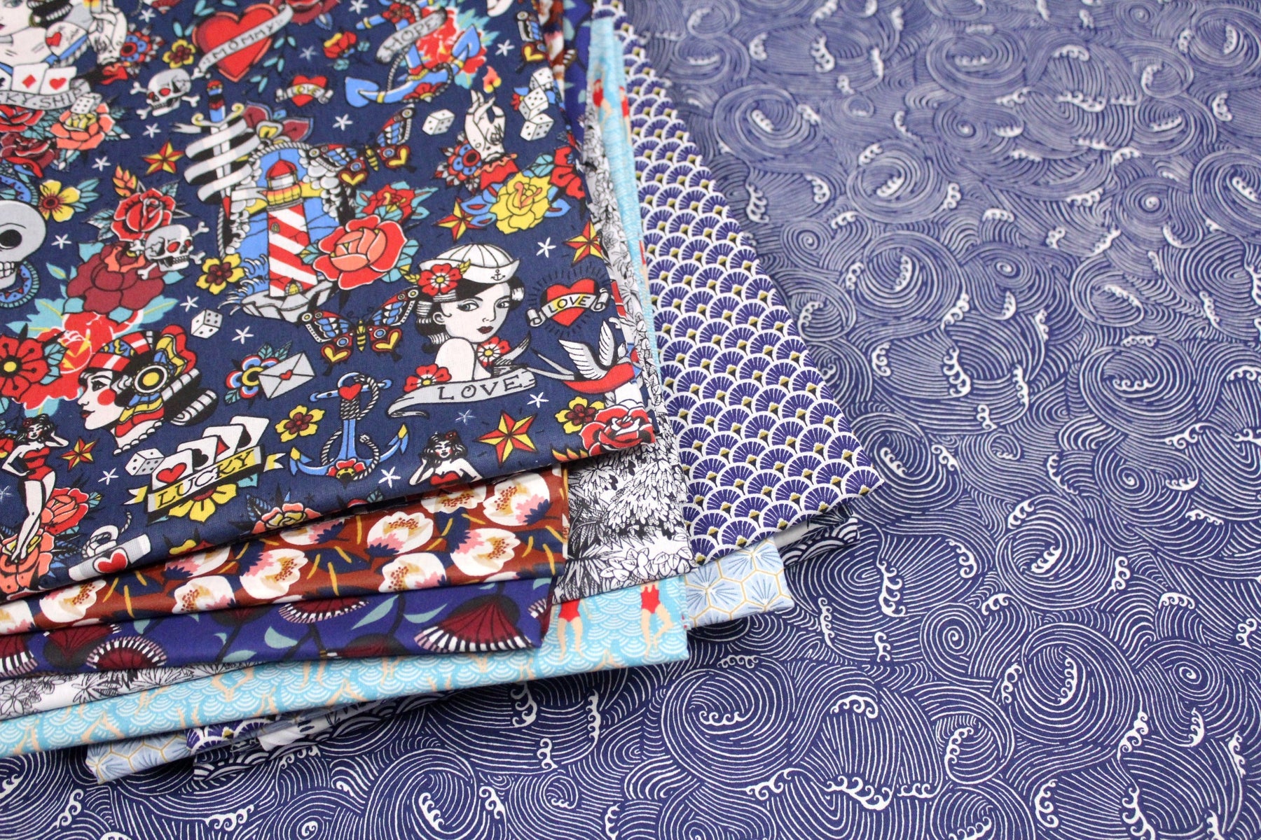 Nous sommes dingues de bleu ! Les tissus aux nuances de bleu, blue, blau, azul, blu et ao ! &#x1f499; - TissusPapi.com