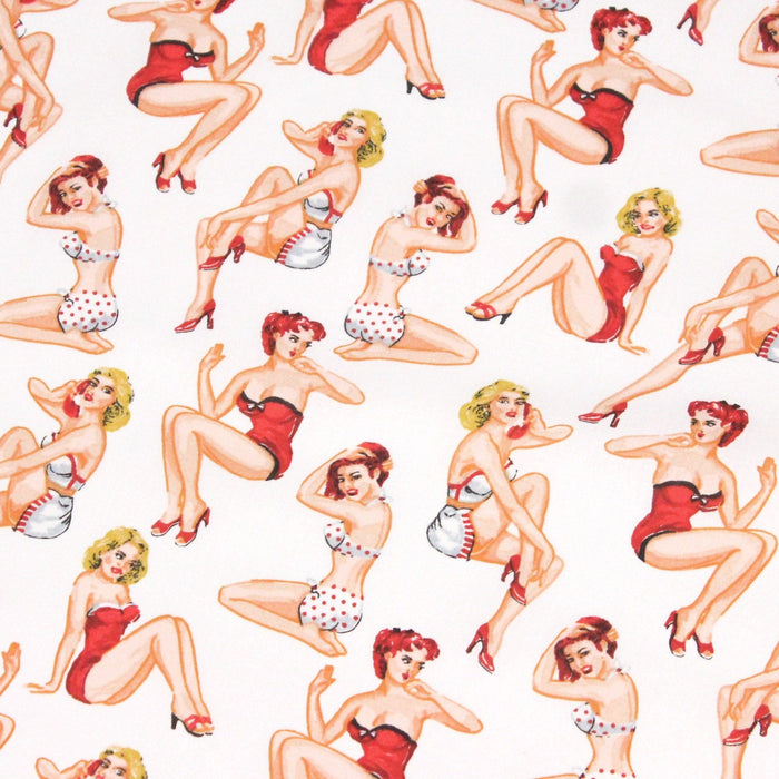 Retour dans les années 50 : voici le tissu aux jolies pin-up !