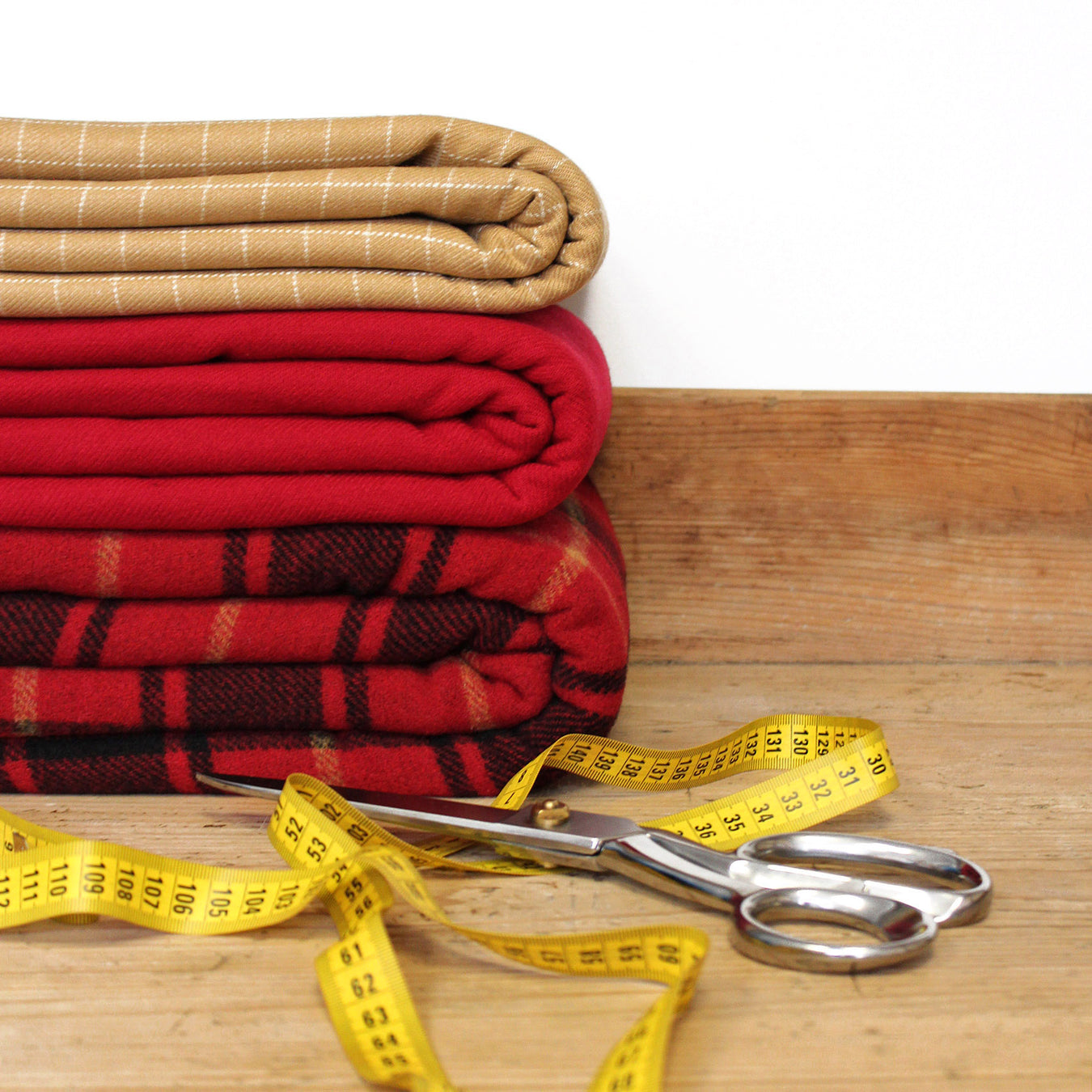 Destockage de lainages et tissus d'hiver - TissusPapi.com