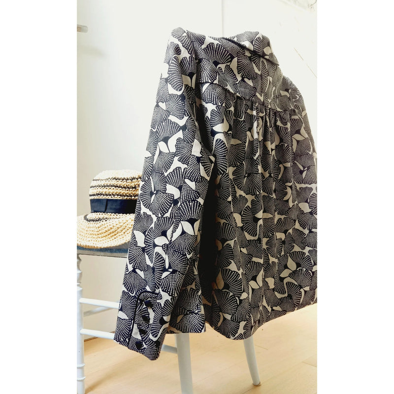 Tissu coton demi natté motif japonais GINKGO : BLEU ou NOIR - OEKO - TEX STANDARD 100 - TissusPapi.com