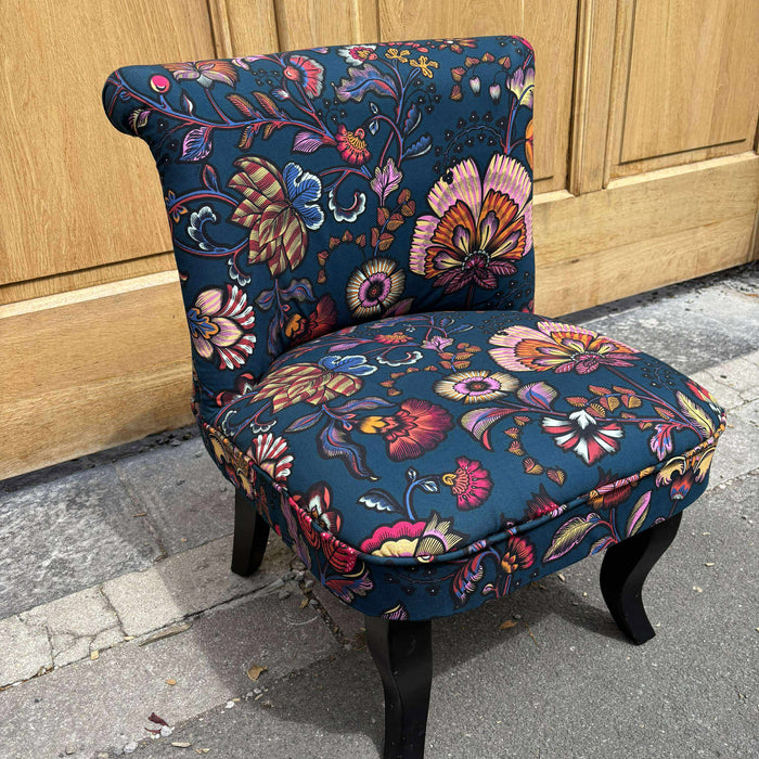 Tissu demi natté INDIENNES fleuri 100% coton, fond bleu pétrole - Collection Thevenon