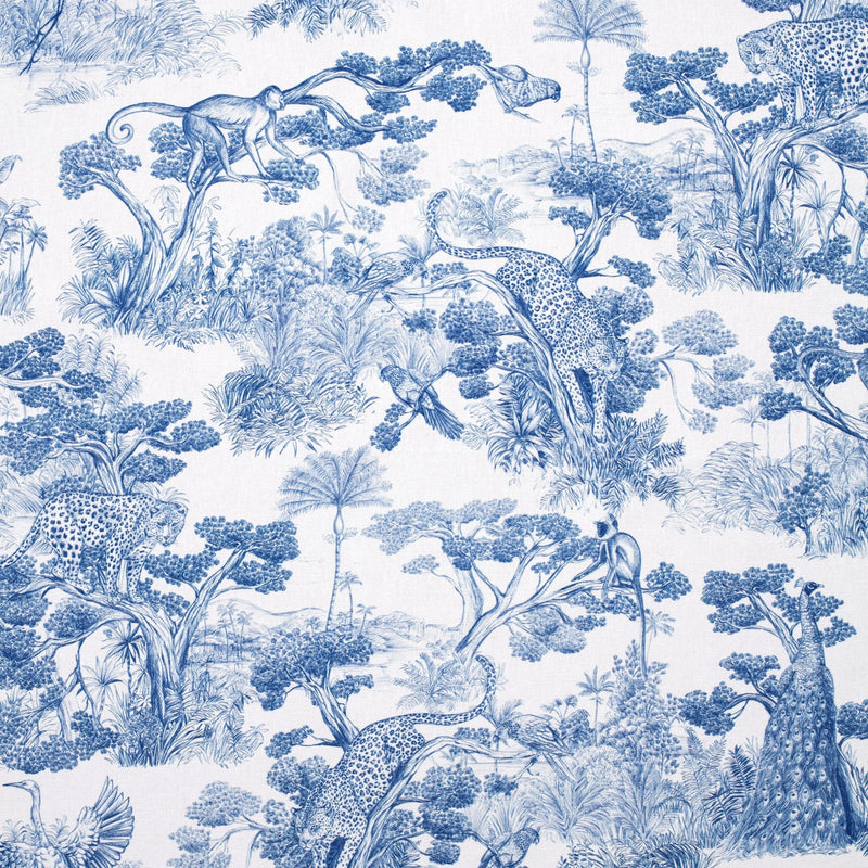 Tissu Toile de Jouy moderne bleue, forêt tropicale, singes et léopards - COLLECTION ANIMALIA, par la maison Thevenon - TissusPapi.com