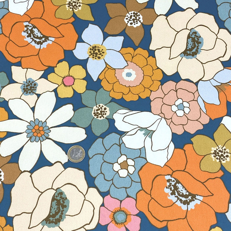 Tissu gabardine de coton SUZANNE imprimé fleurs rétro : bleu, rouille, olive - OEKO - TEX STANDARD 100 - TissusPapi.com