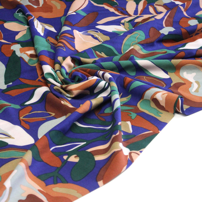 Tissu Viscose fluide aux grandes fleurs multicolores, fond bleu, COLLECTION CHIARA - OEKO-TEX®