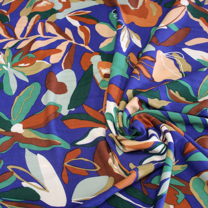 Tissu Viscose fluide aux grandes fleurs multicolores, fond bleu, COLLECTION CHIARA - OEKO-TEX®