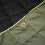 Tissu matelassé recto vert kaki, verso noir - Fabrication italienne - TissusPapi.com
