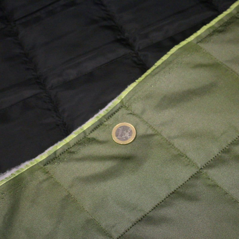 Tissu matelassé recto vert kaki, verso noir - Fabrication italienne - TissusPapi.com