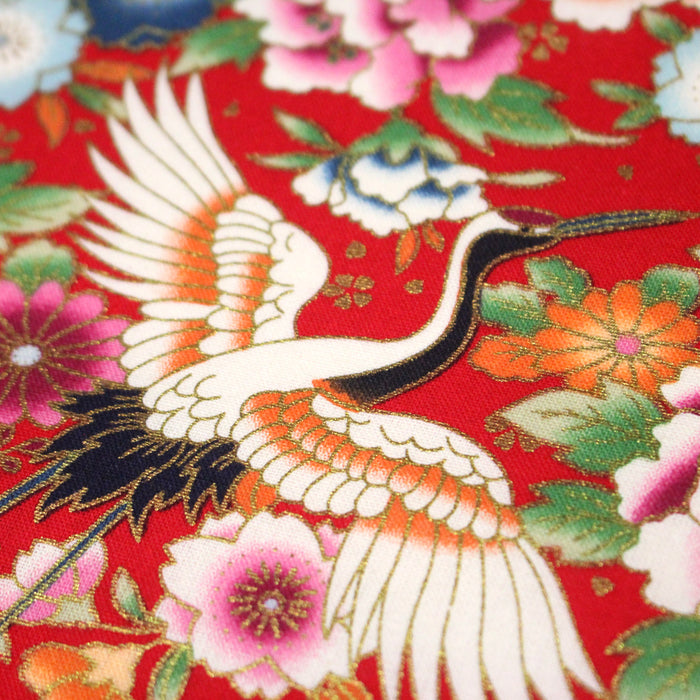 Tissu cotonnade rouge motifs japonais traditionnels : fleurs, chrysanthèmes et hérons - COLLECTION JAPON DORÉ
