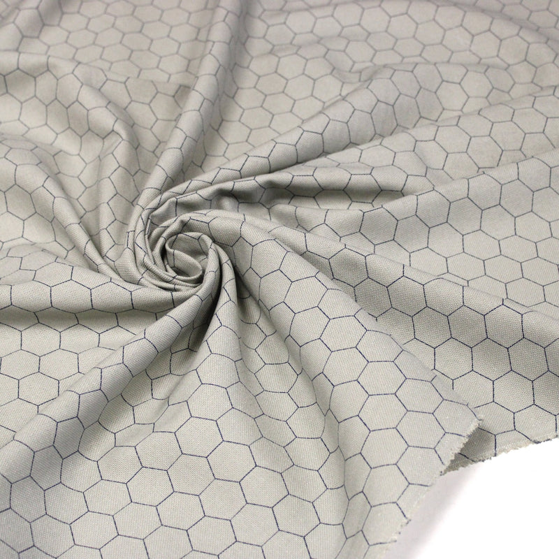 Tissu coton demi natté, motif japonais Kikko bleu & gris - MADE IN JAPAN - FABRICATION JAPONAISE - TissusPapi.com