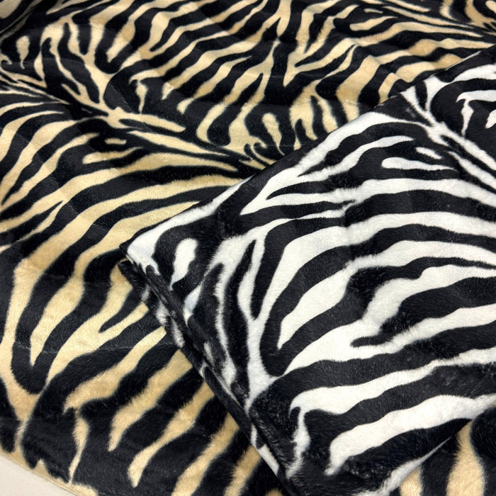 Tissu Velours imprimé motif ZEBRE : deux teintes disponibles ! - TissusPapi.com