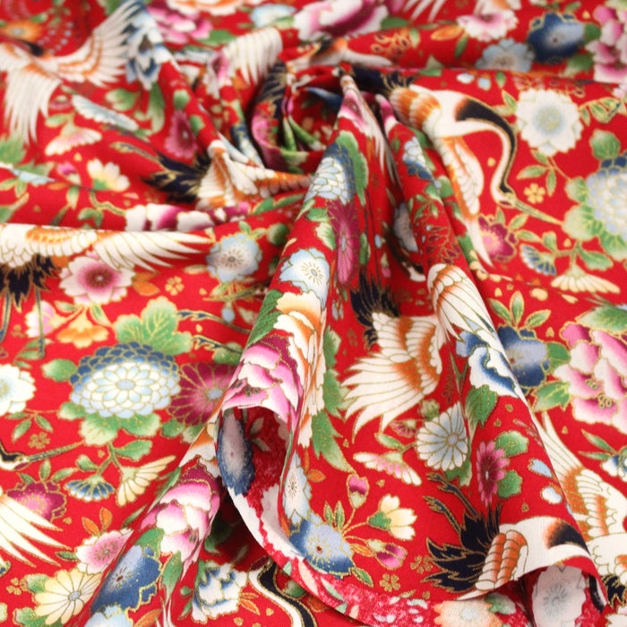 Tissu cotonnade rouge motifs japonais traditionnels : fleurs, chrysanthèmes et hérons - COLLECTION JAPON DORÉ