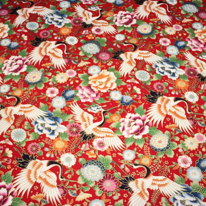 Tissu cotonnade rouge motifs japonais traditionnels : fleurs, chrysanthèmes et hérons - COLLECTION JAPON DORÉ