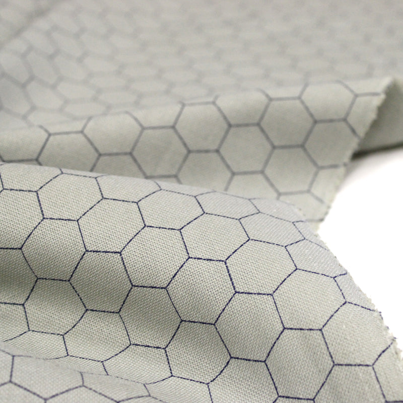 Tissu coton demi natté, motif japonais Kikko bleu & gris - MADE IN JAPAN - FABRICATION JAPONAISE