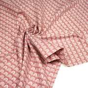 Tissu popeline coton rose indien aux arcs en ciel dessinés blancs - TissusPapi.com