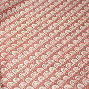 Tissu popeline coton rose indien aux arcs en ciel dessinés blancs - TissusPapi.com