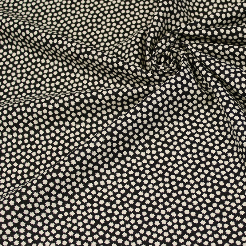 Tissu coton demi natté noir, fleurs géométriques écrues - MADE IN JAPAN - FABRICATION JAPONAISE - TissusPapi.com
