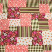 Tissu cotonnade motif patchwork imprimé floral et multicolore, tons roses, verts marrons, écrus - OEKO - TEX STANDARD 100 - TissusPapi.com