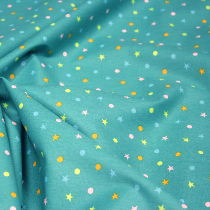 Tissu popeline coton vert canard aux pois et étoiles multicolores - TissusPapi.com