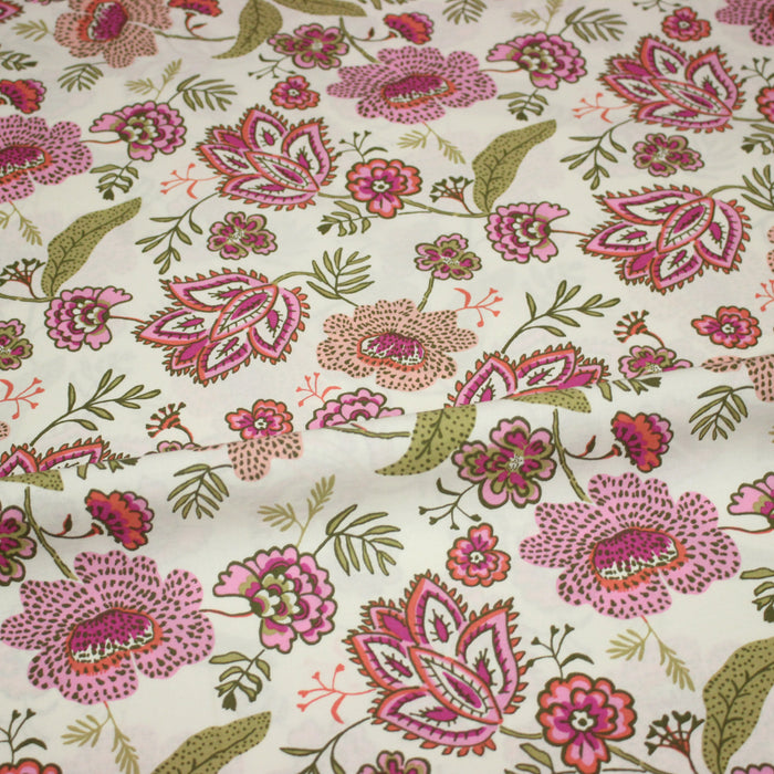 Tissu cotonnade écru aux fleurs indiennes roses et vert kaki - OEKO-TEX STANDARD 100
