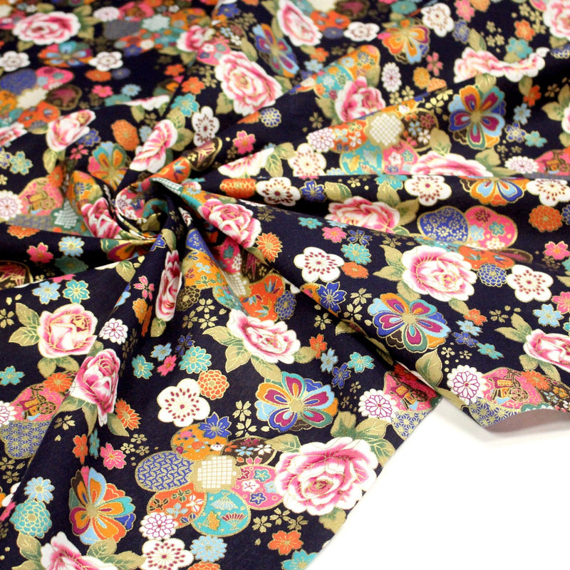Tissu cotonnade motifs japonais traditionnels : fleuris multicolores, fond bleu ou rouge - COLLECTION JAPON DORÉ - TissusPapi.com