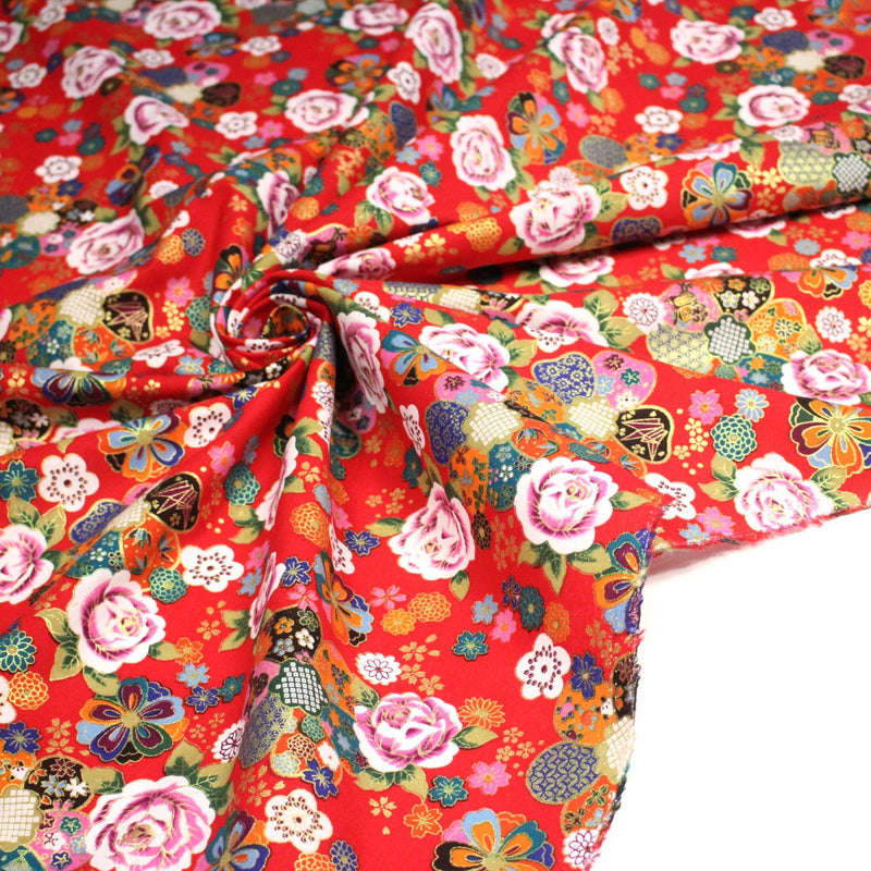 Tissu cotonnade motifs japonais traditionnels : fleuris multicolores, fond bleu ou rouge - COLLECTION JAPON DORÉ - TissusPapi.com