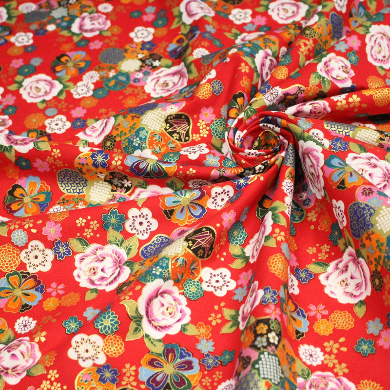 Tissu cotonnade motifs japonais traditionnels : fleuris multicolores, fond bleu ou rouge - COLLECTION JAPON DORÉ - TissusPapi.com