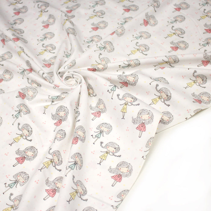 Tissu popeline coton blanc aux petits filles & petits coeurs roses - TissusPapi.com