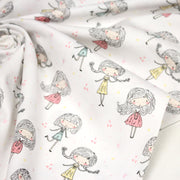 Tissu popeline coton blanc aux petits filles & petits coeurs roses - TissusPapi.com