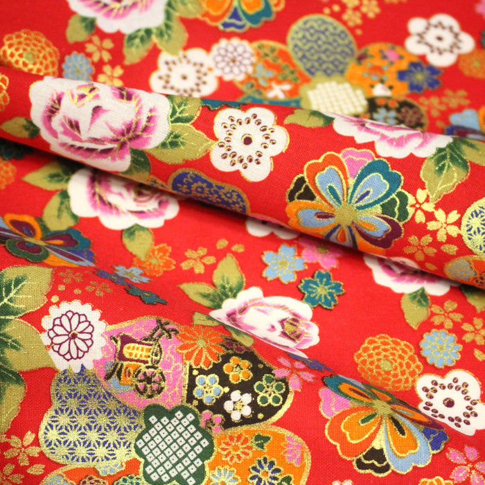 Tissu cotonnade motifs japonais traditionnels : fleuris multicolores, fond bleu ou rouge - COLLECTION JAPON DORÉ