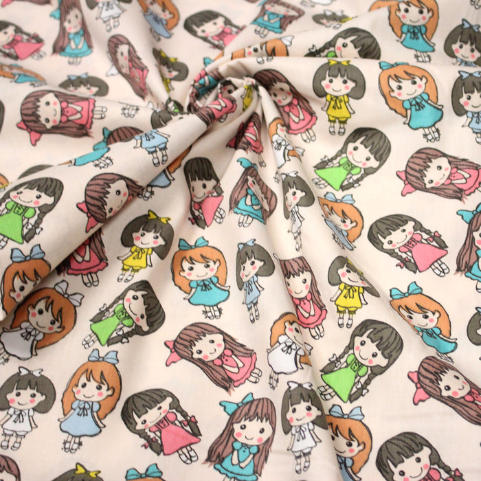 Tissu popeline coton aux petits filles façon bande dessinée - TissusPapi.com
