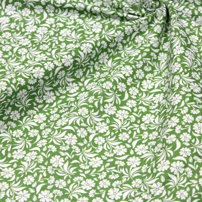 Tissu de coton fleuri, vert aux fleurs blanches - OEKO-TEX