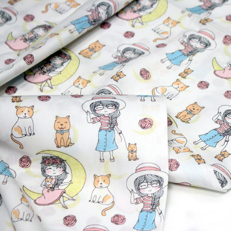 Tissu popeline coton aux petits filles, chats, chiens et roses - TissusPapi.com