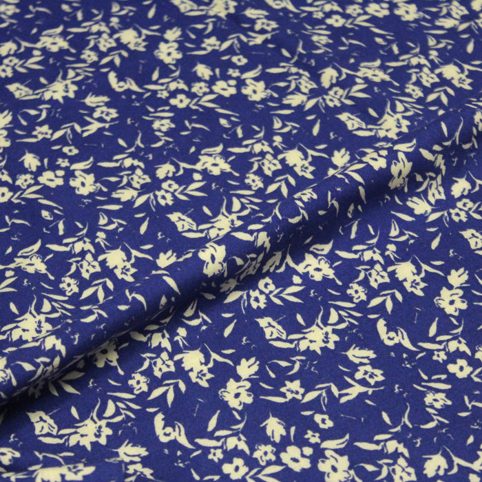Tissu Viscose fluide AFIA bleu indigo aux fines fleurs écrues - OEKO-TEX