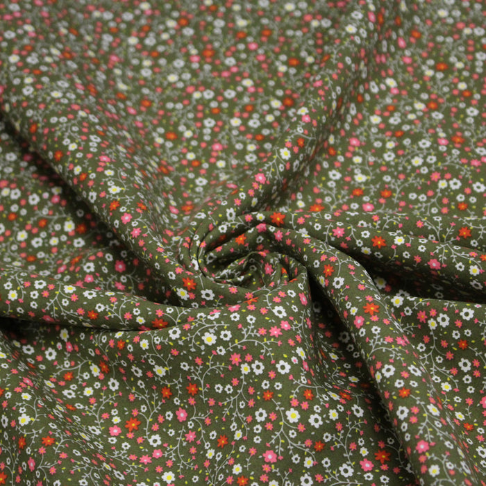 Tissu popeline de viscose vert kaki aux fines fleurs blanches et roses - Fabrication française - OEKO-TEX