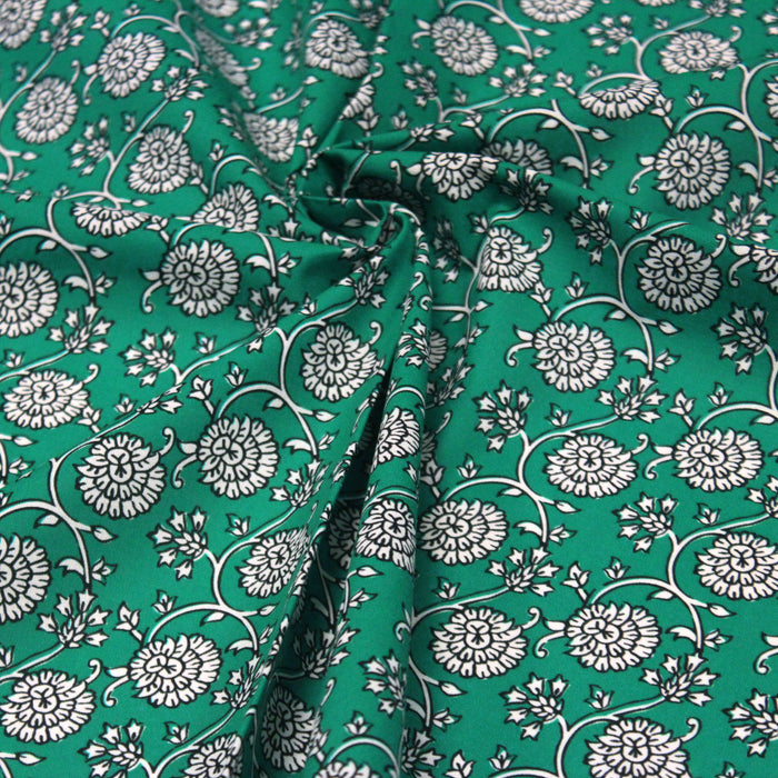 Tissu cotonnade motif fleuri indien vert pin, noir et blanc - COLLECTION KALAMKARI