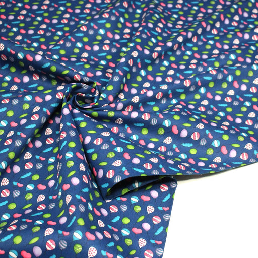 Tissu popeline coton bleu roi aux ballons de baudruches multicolores - TissusPapi.com