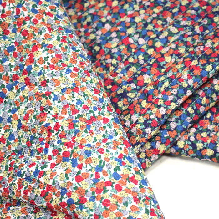 Tissu matelassé FLEURI fines fleurs : fond bleu ou fond blanc - OEKO-TEX