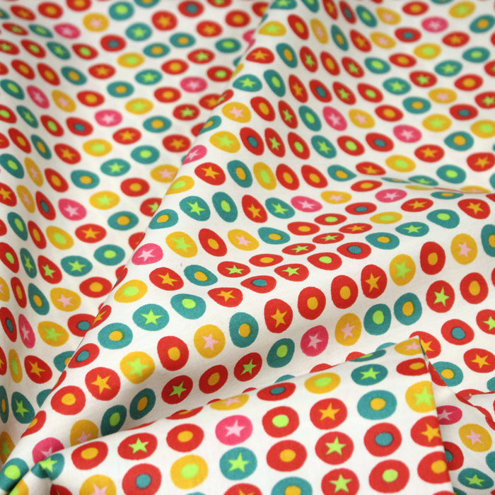 Tissu popeline coton blanc aux pois & étoiles multicolores - TissusPapi.com