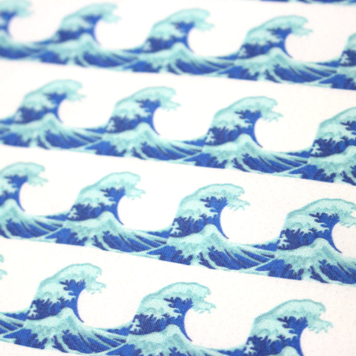 Tissu cotonnade imprimée EMOJI VAGUES HOKUSAI - OEKO-TEX STANDARD 100