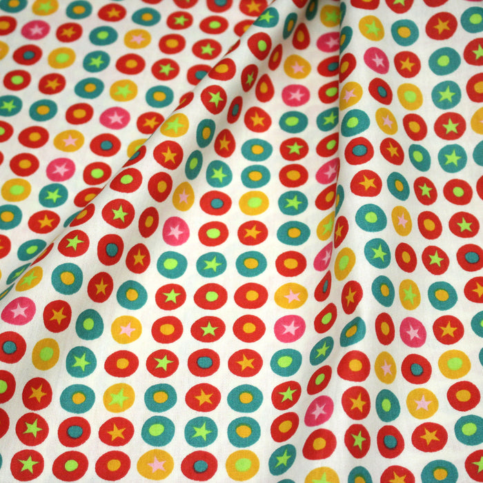 Tissu popeline coton blanc aux pois & étoiles multicolores - TissusPapi.com