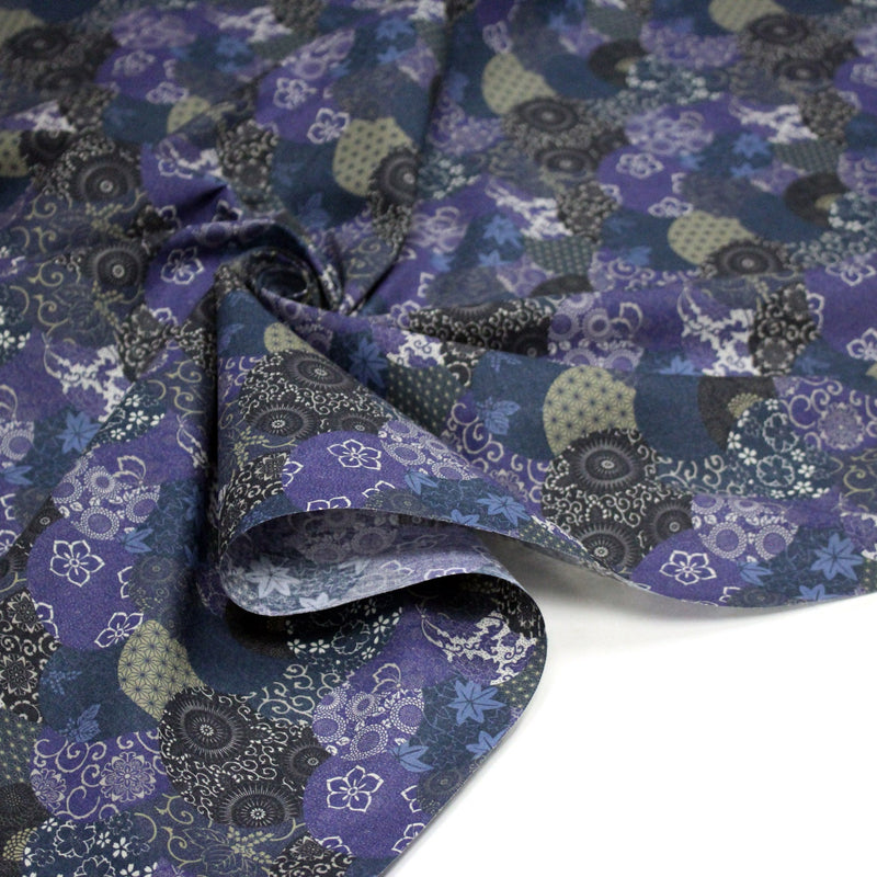 Tissu cotonnade imprimée MARU TO MOYO, cercles de motifs japonais faux - uni bleu indigo - OEKO - TEX - TissusPapi.com