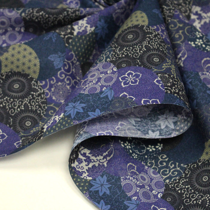 Tissu cotonnade imprimée MARU TO MOYO, cercles de motifs japonais faux-uni bleu indigo - OEKO-TEX