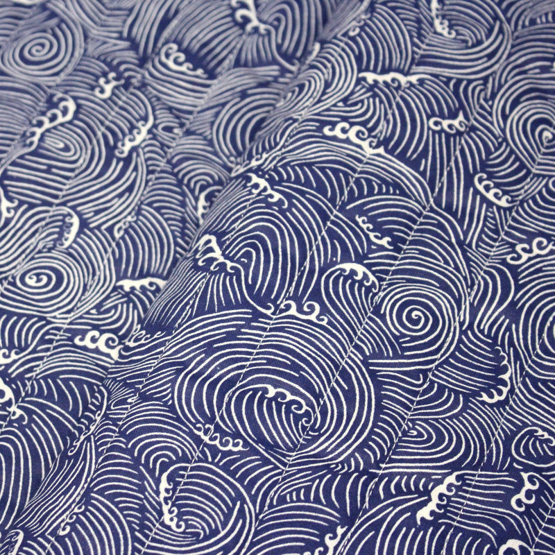 Tissu matelassé Vagues japonaises bleues & blanches, Hokusai - OEKO - TEX - TissusPapi.com