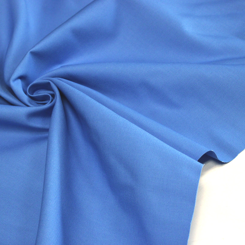 Tissu gabardine sergé uni couleur Bleu de France