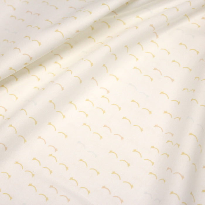 Tissu popeline coton les étoiles filantes jaunes, fond blanc - TissusPapi.com