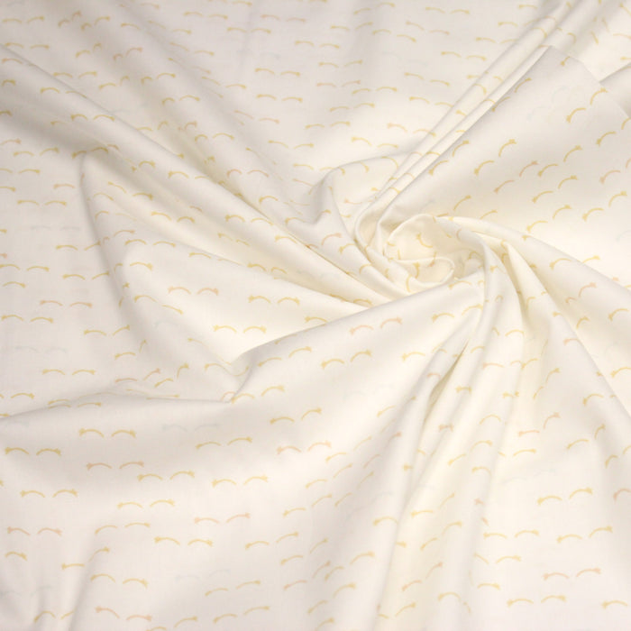 Tissu popeline coton les étoiles filantes jaunes, fond blanc - TissusPapi.com