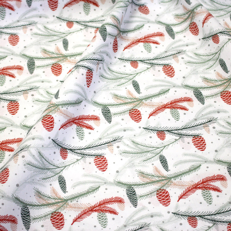 Tissu coton NOËL blanc aux branches sapins et pommes de pin rouges - OEKO - TEX - TissusPapi.com