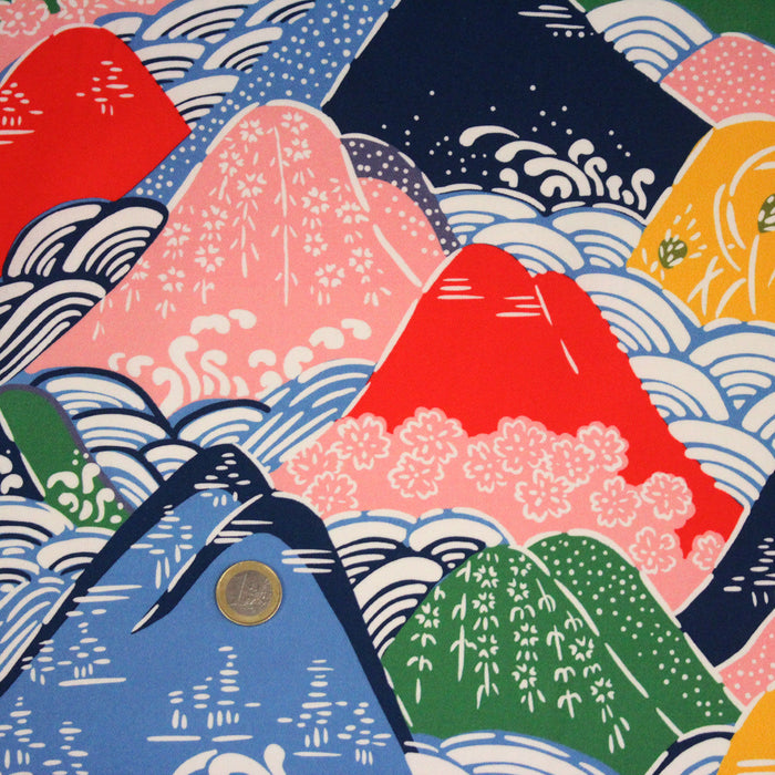 Tissu YAMA, Montagnes japonaises multicolores : cotonnade ou gabardine - OEKO-TEX
