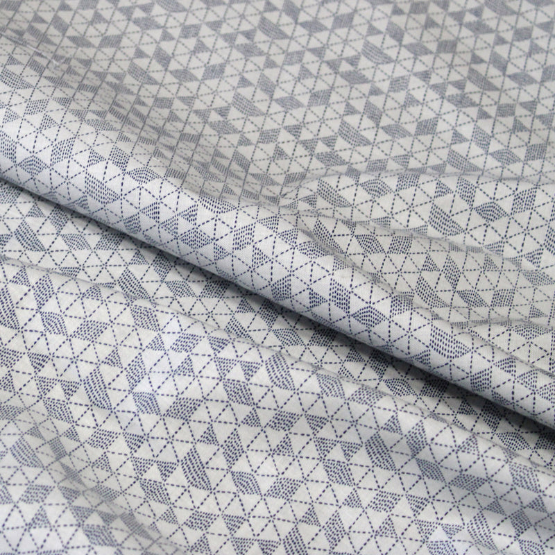 Tissu cotonnade motif japonais UROKO : gris ardoise / gris bleu clair