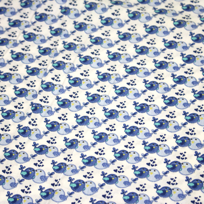 Tissu popeline coton Le duo d'oiseaux bleus, fond blanc - TissusPapi.com